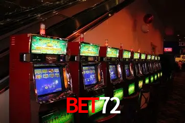 Bikini Paradise Slot - PG Soft